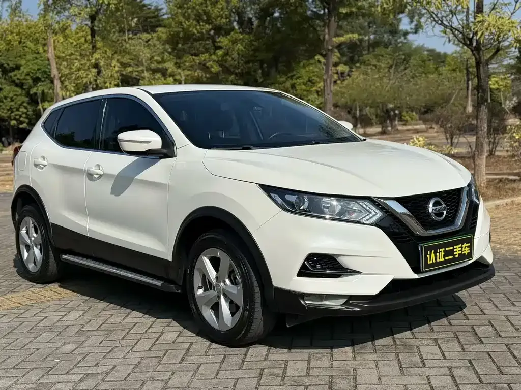 Nissan Qashqai — фото 4