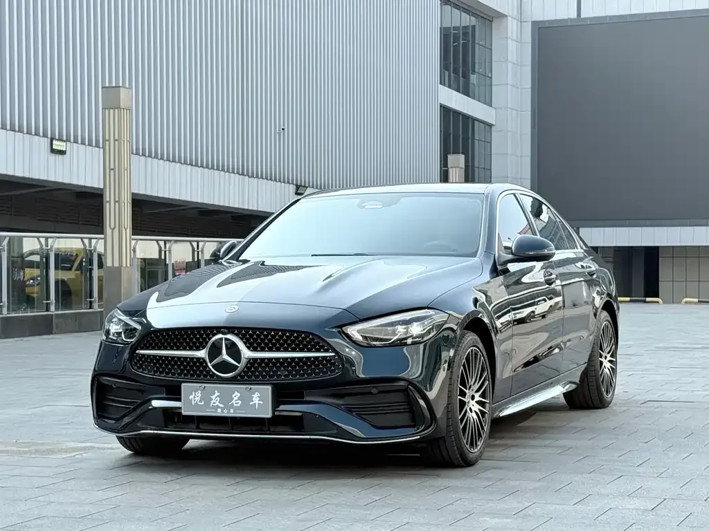 Mercedes-Benz C-Class — фото 1
