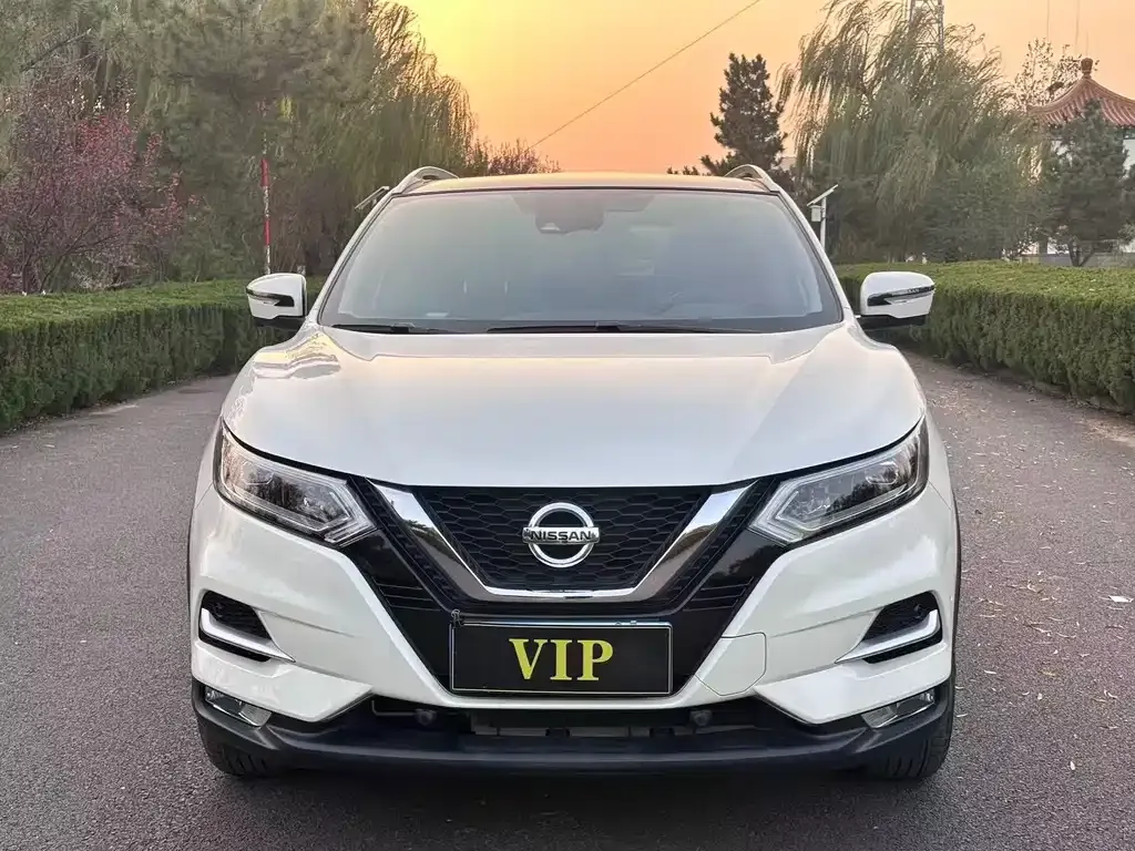 Nissan Qashqai — фото 2