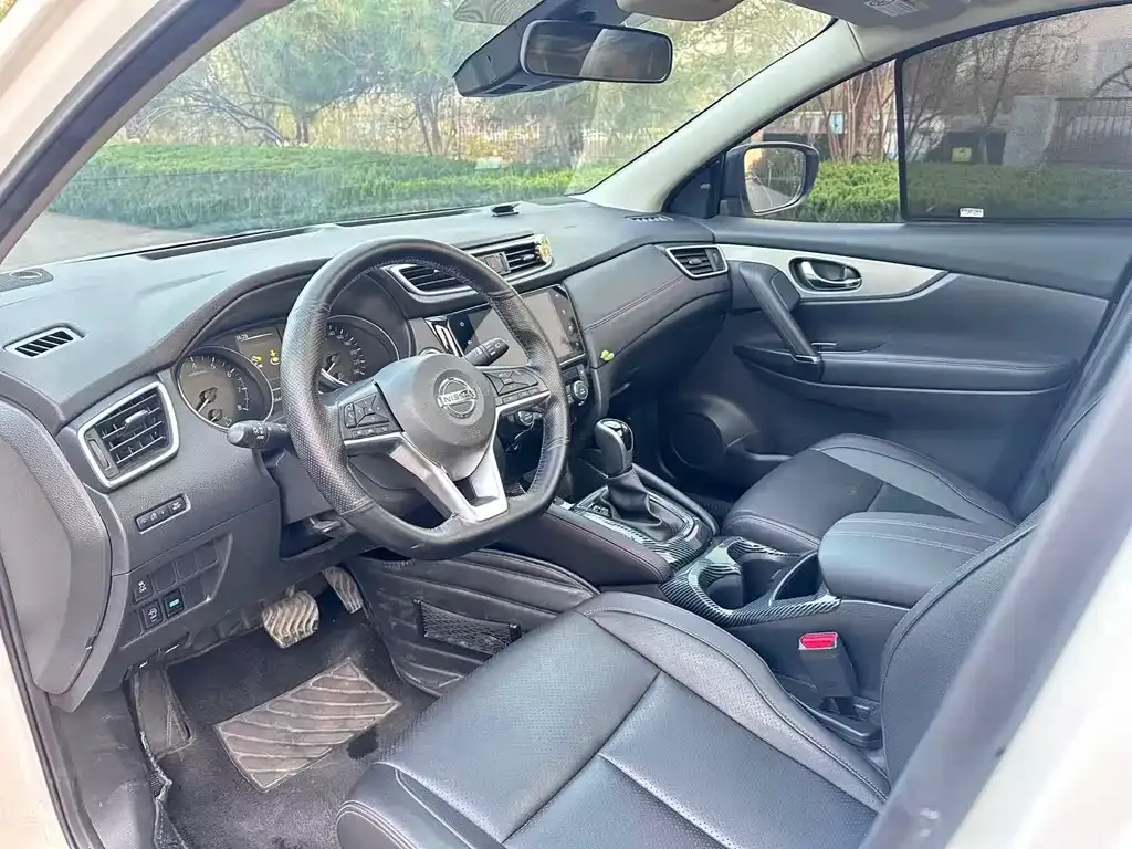 Nissan Qashqai — фото 8