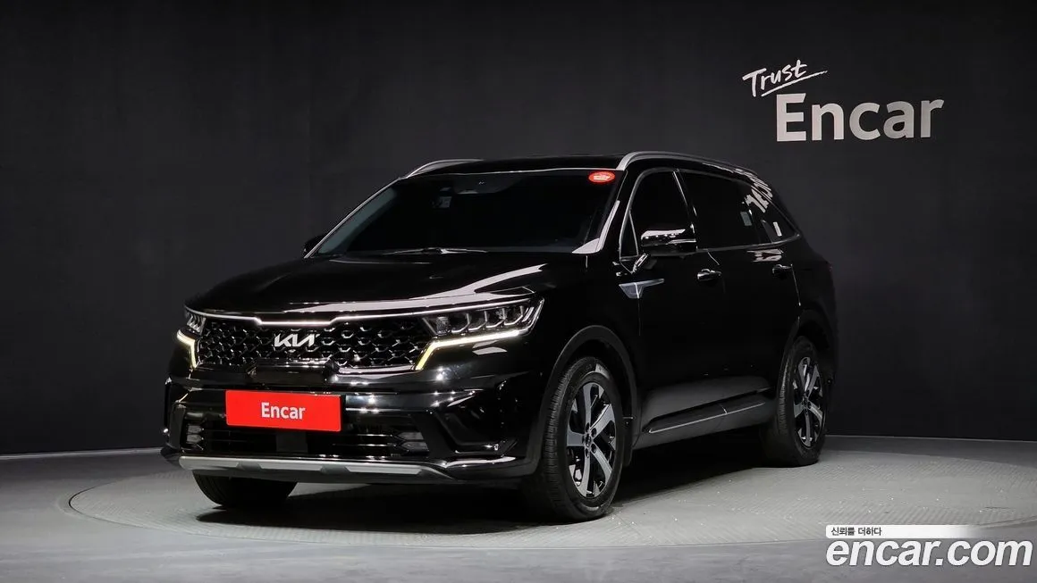 Kia Sorento — фото 1
