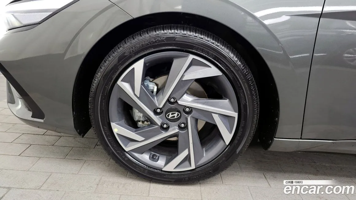 Hyundai AVANTE — фото 6