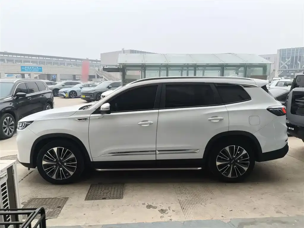 Chery Tiggo 8 PLUS — фото 2