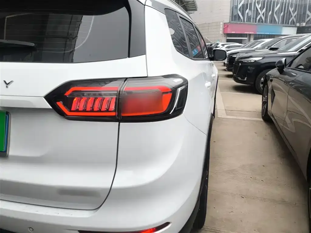 Chery Tiggo 8 PLUS — фото 8