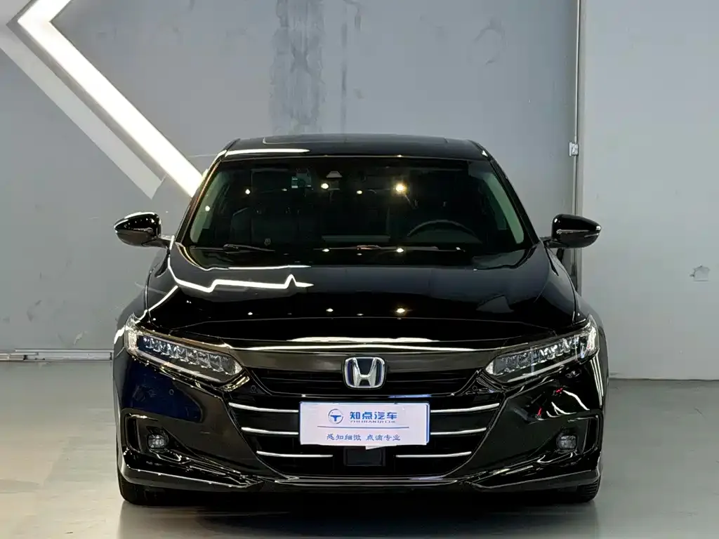 Honda Accord — фото 3
