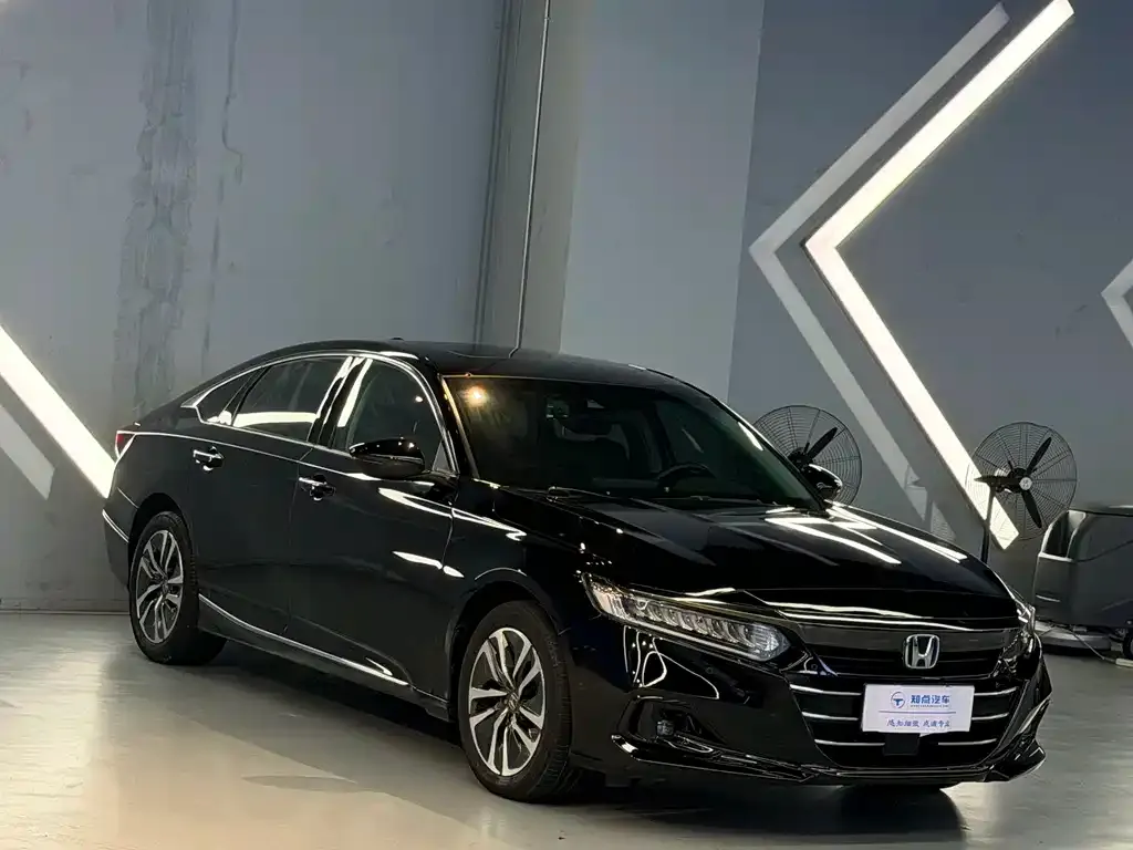 Honda Accord — фото 5