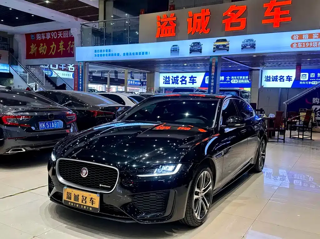 Jaguar XEL — фото 1