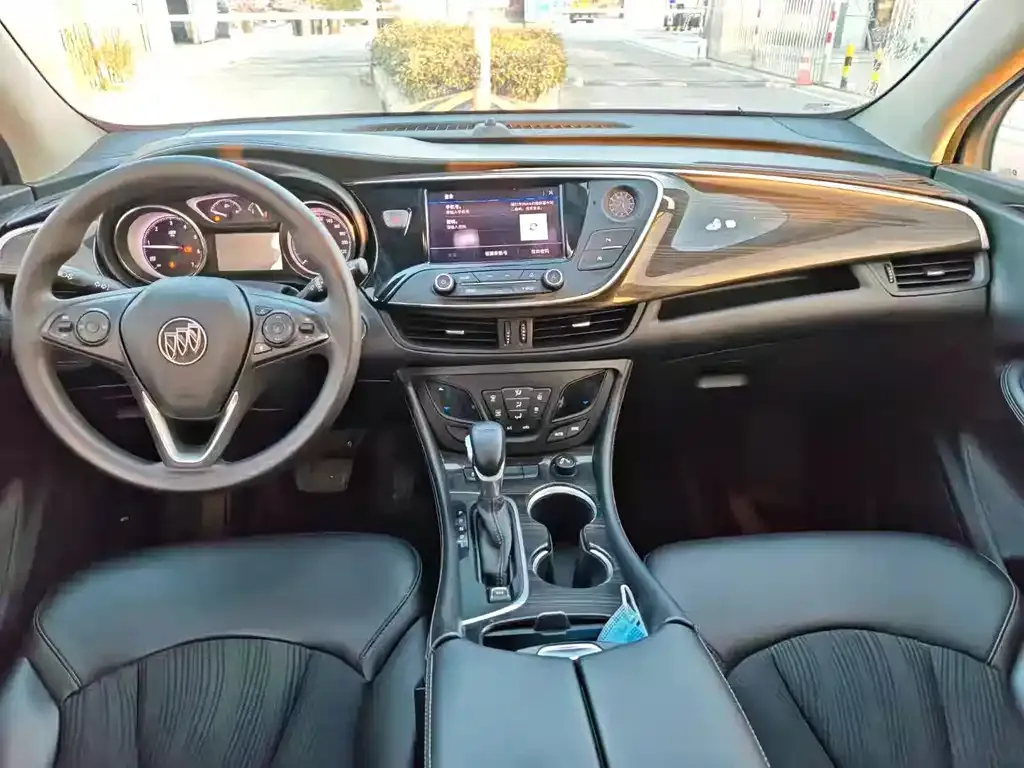 Buick Envision Plus — фото 6
