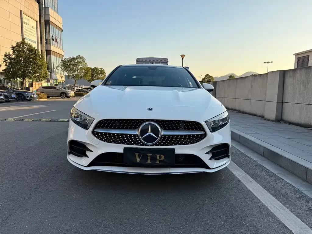 Mercedes-Benz A-Class — фото 1