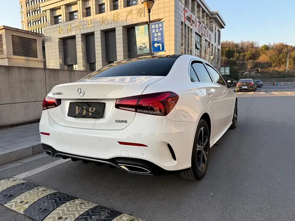 Mercedes-Benz A-Class — фото 8