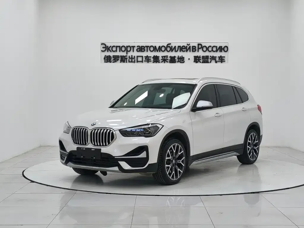 BMW X1 — фото 2
