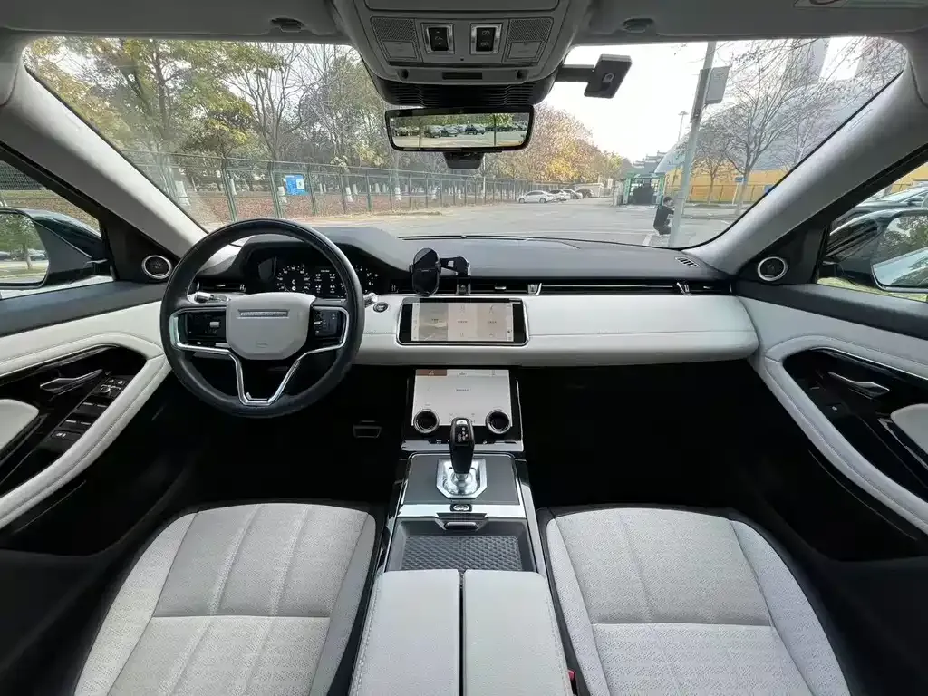 Land Rover Evoque — фото 3