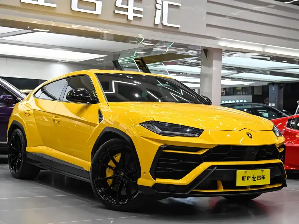 Lamborghini Urus — фото 6