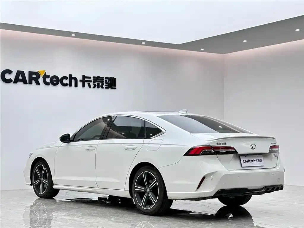 Honda Inspire — фото 4