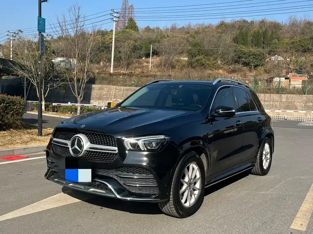Mercedes-Benz GLE — фото 1