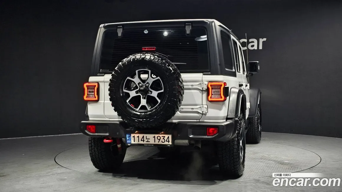Jeep Wrangler — фото 3