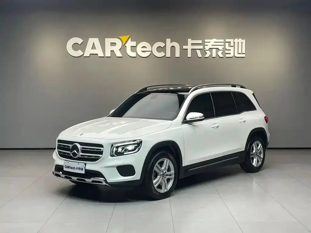 Mercedes-Benz GLB — фото 1