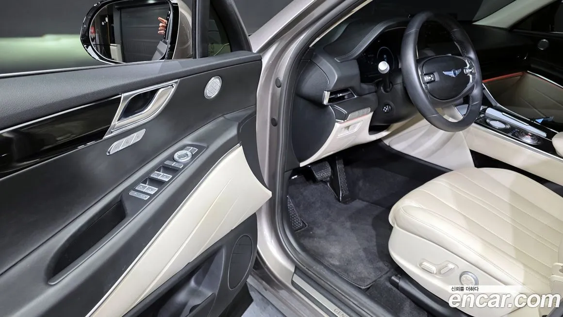 Genesis GV80 — фото 10