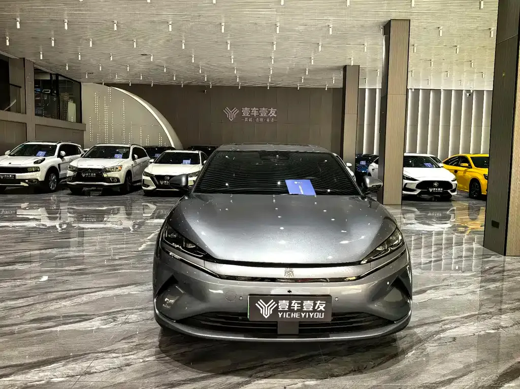 BYD Qin L — фото 8