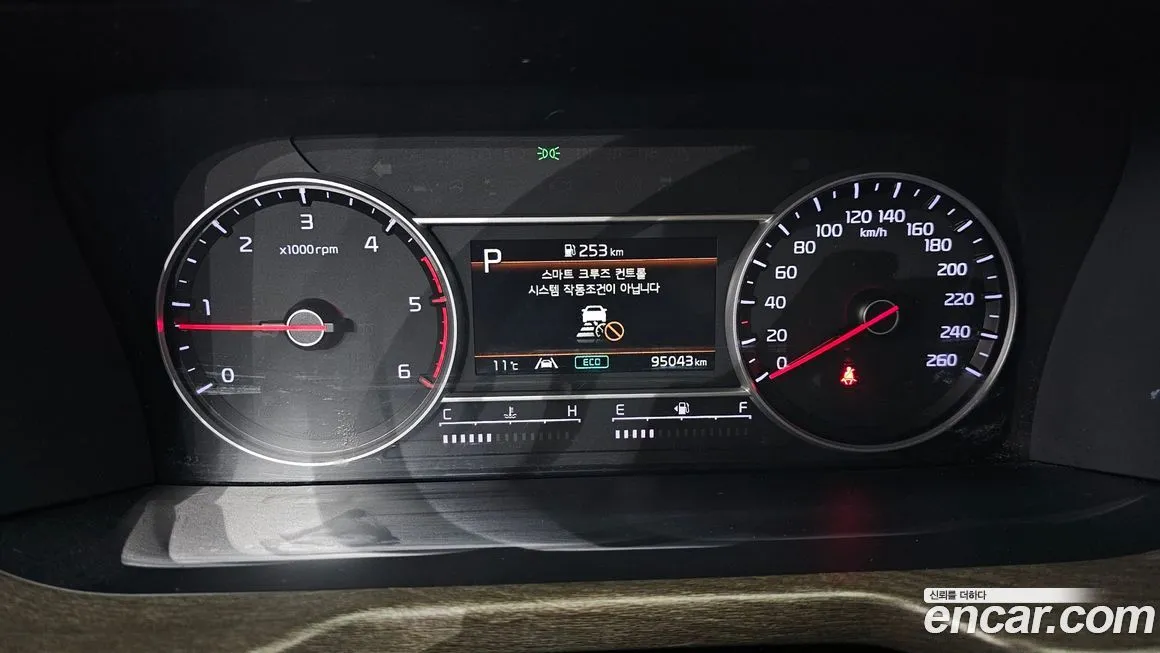 Kia Sorento — фото 5