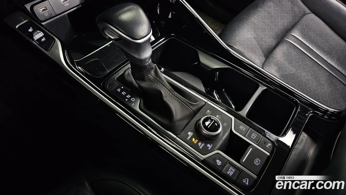 Kia Sorento — фото 9