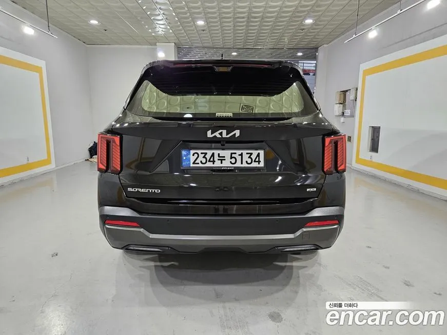 Kia Sorento — фото 7