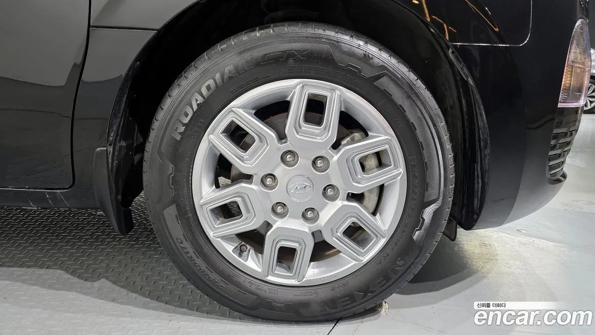 Hyundai Staria — фото 6