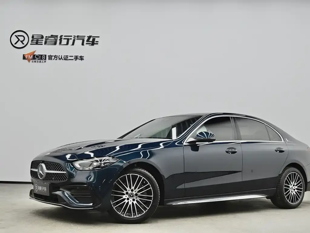 Mercedes-Benz C-Class — фото 1
