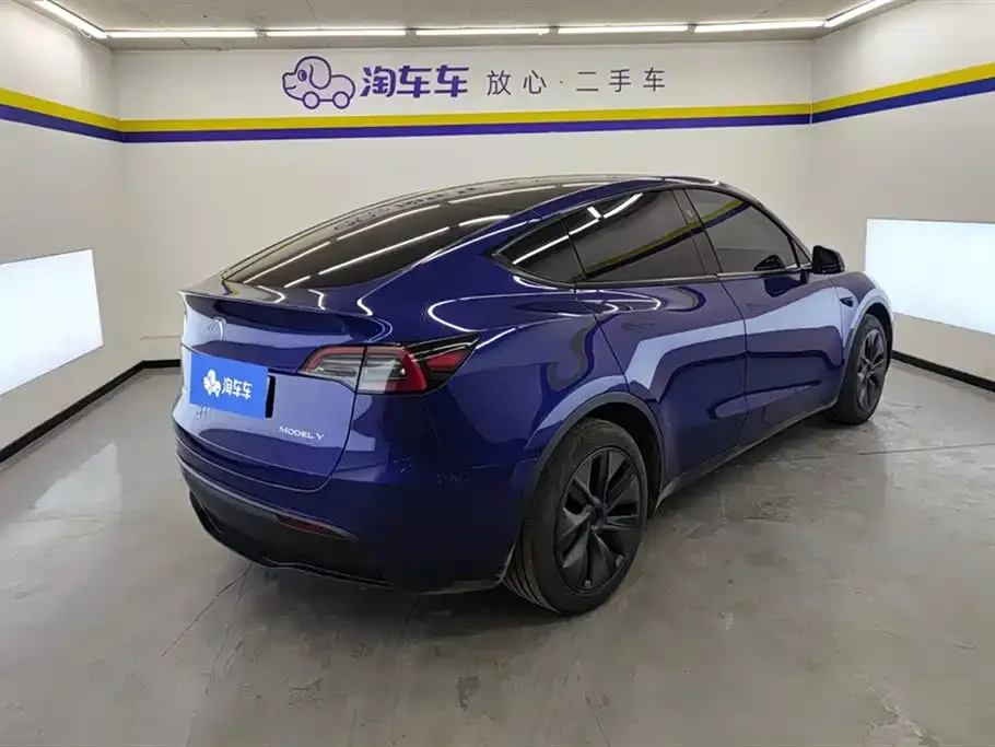 Tesla Model Y — фото 4