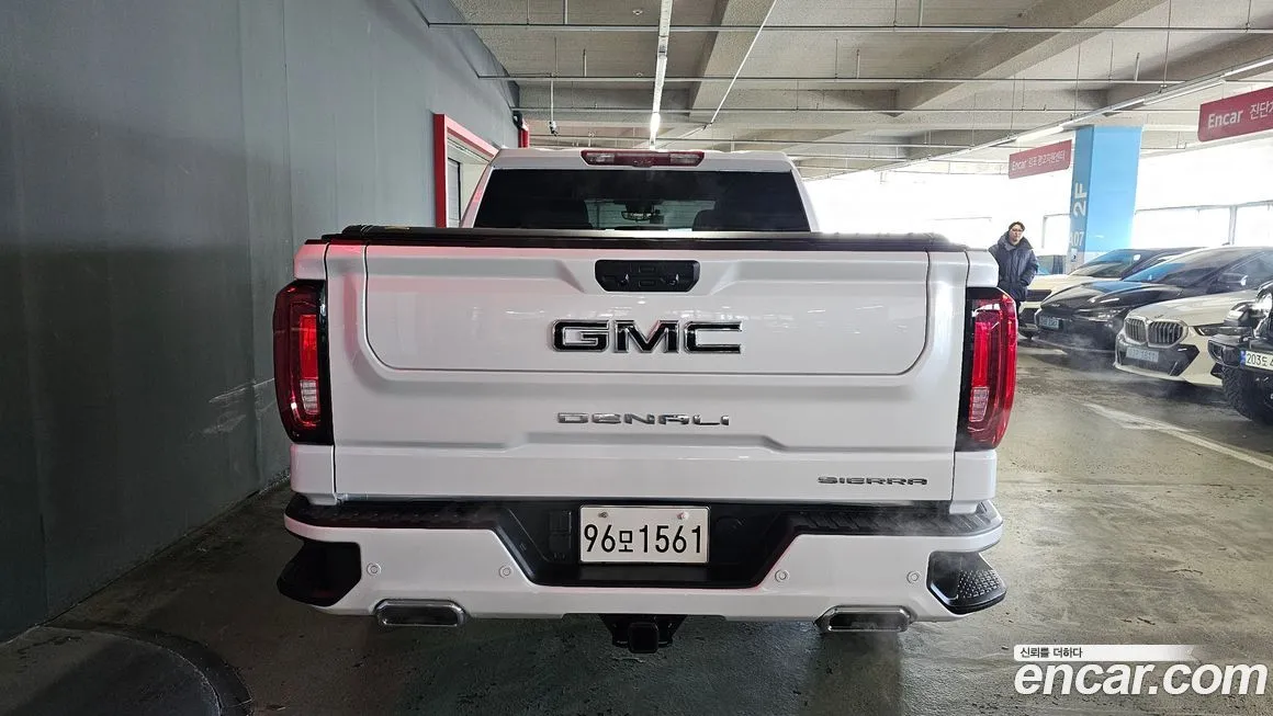 GMC Sierra — фото 6