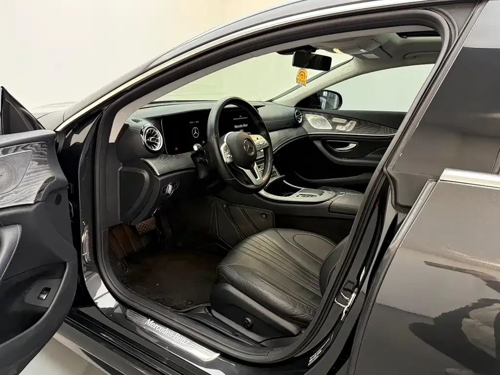 Mercedes-Benz CLS — фото 9