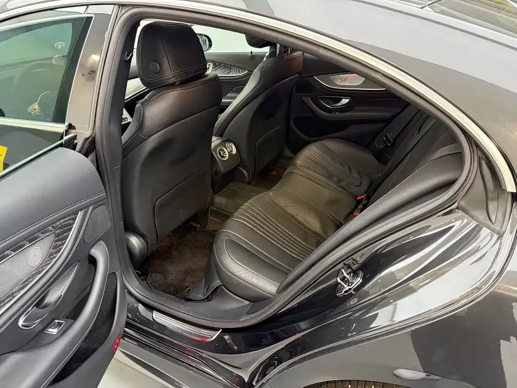 Mercedes-Benz CLS — фото 10