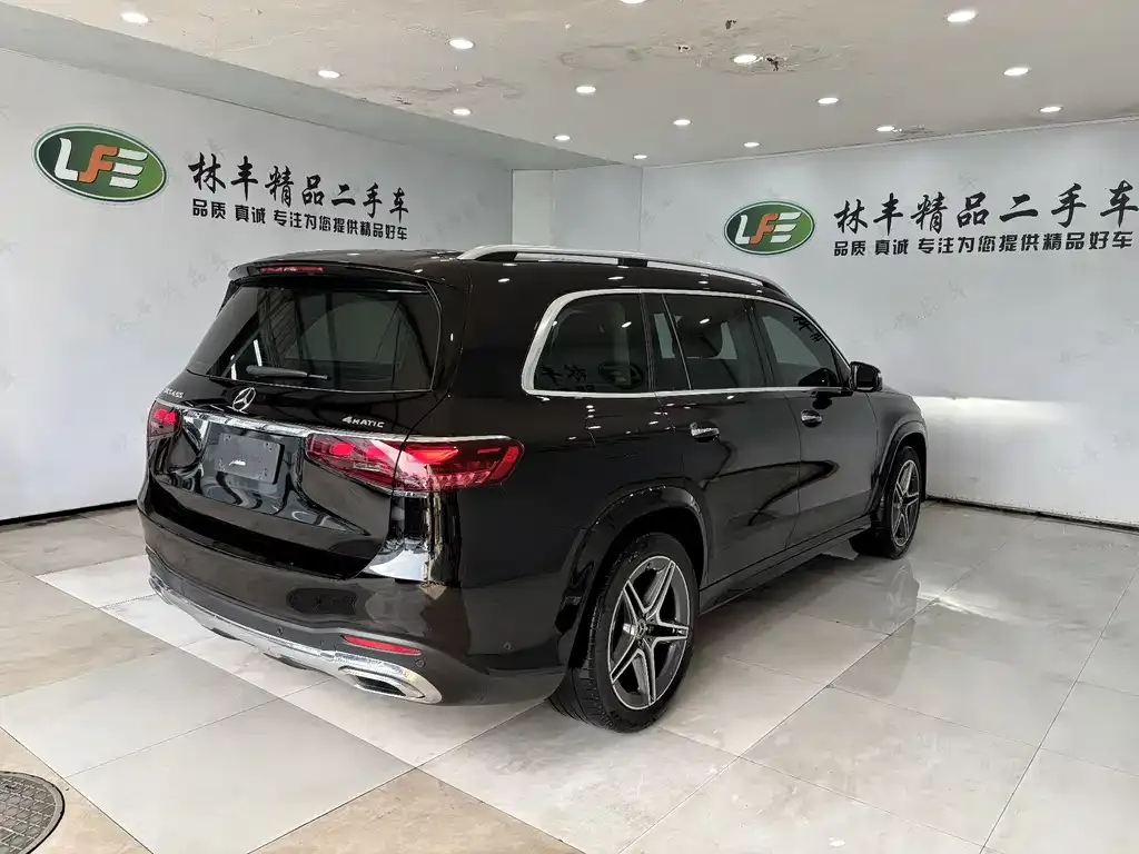 Mercedes-Benz GLS — фото 9