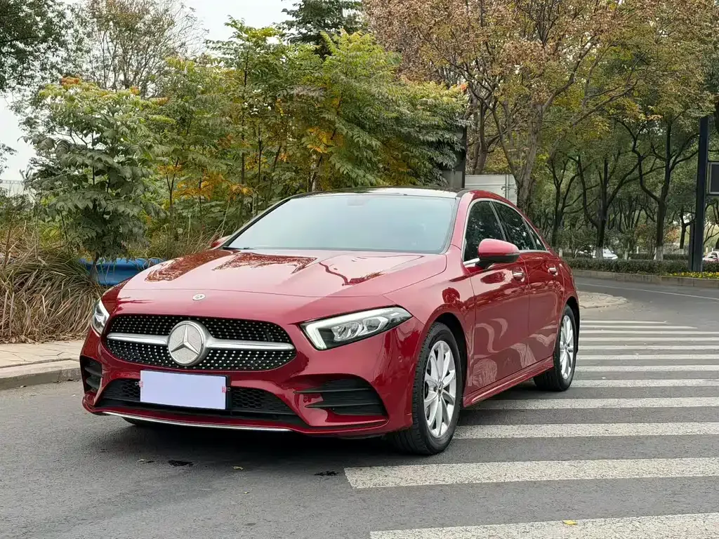 Mercedes-Benz A-Class — фото 1