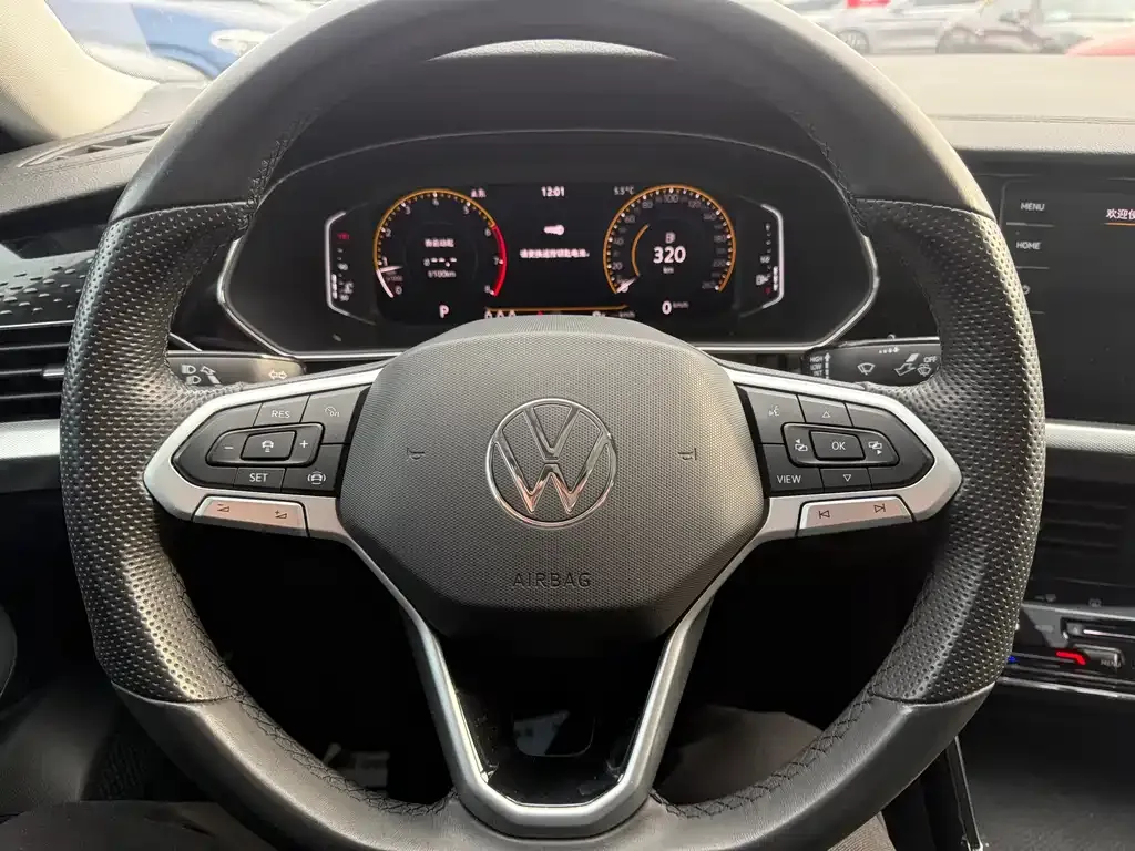 Volkswagen Passat — фото 3