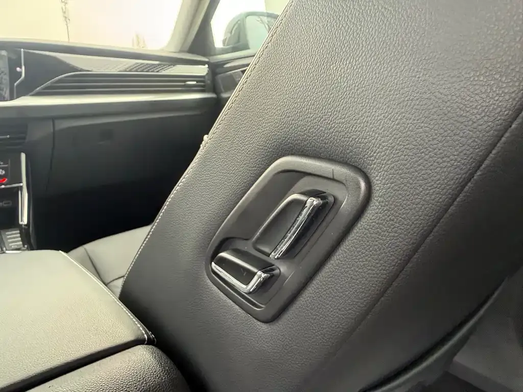 Volkswagen Passat — фото 6