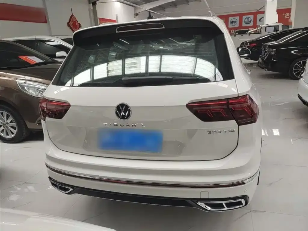 Volkswagen Tiguan L — фото 2