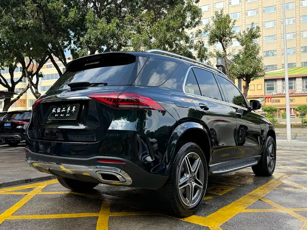 Mercedes-Benz GLE — фото 8