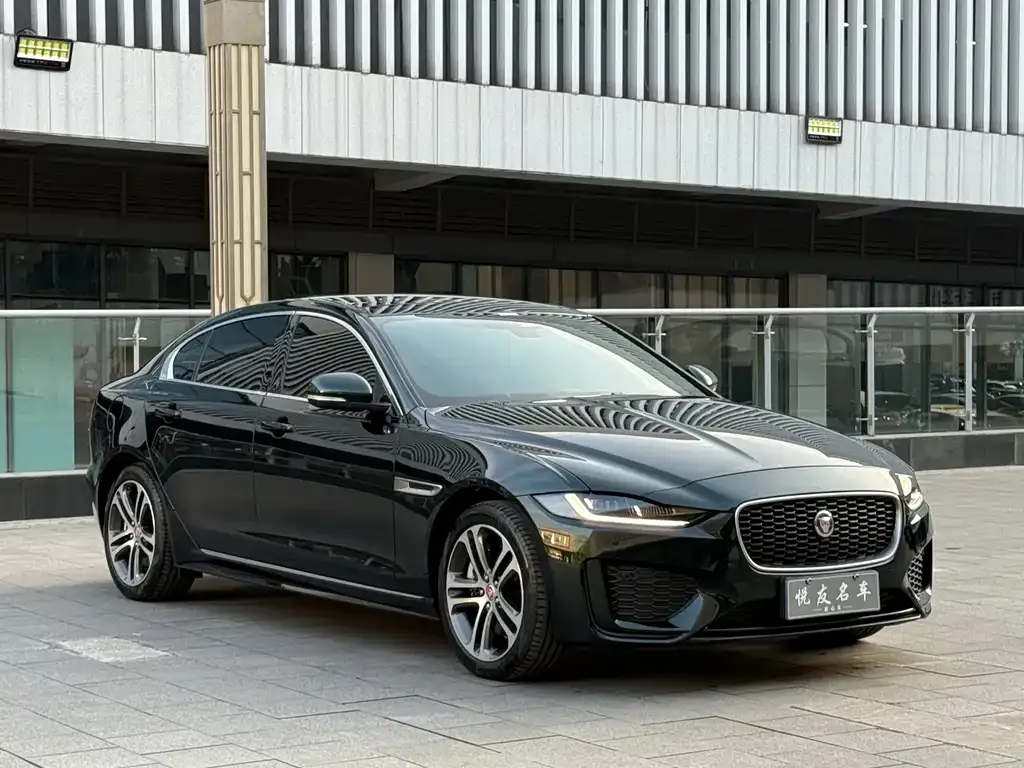 Jaguar XEL — фото 4