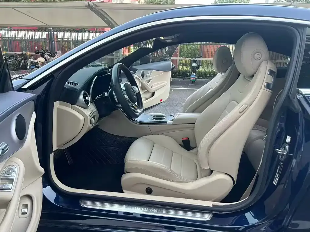 Mercedes-Benz C-Class (Import) — фото 7