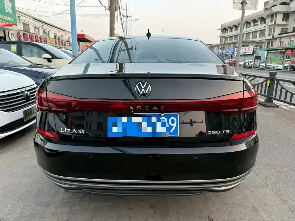 Volkswagen Passat — фото 4