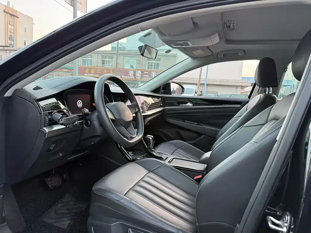 Volkswagen Passat — фото 7