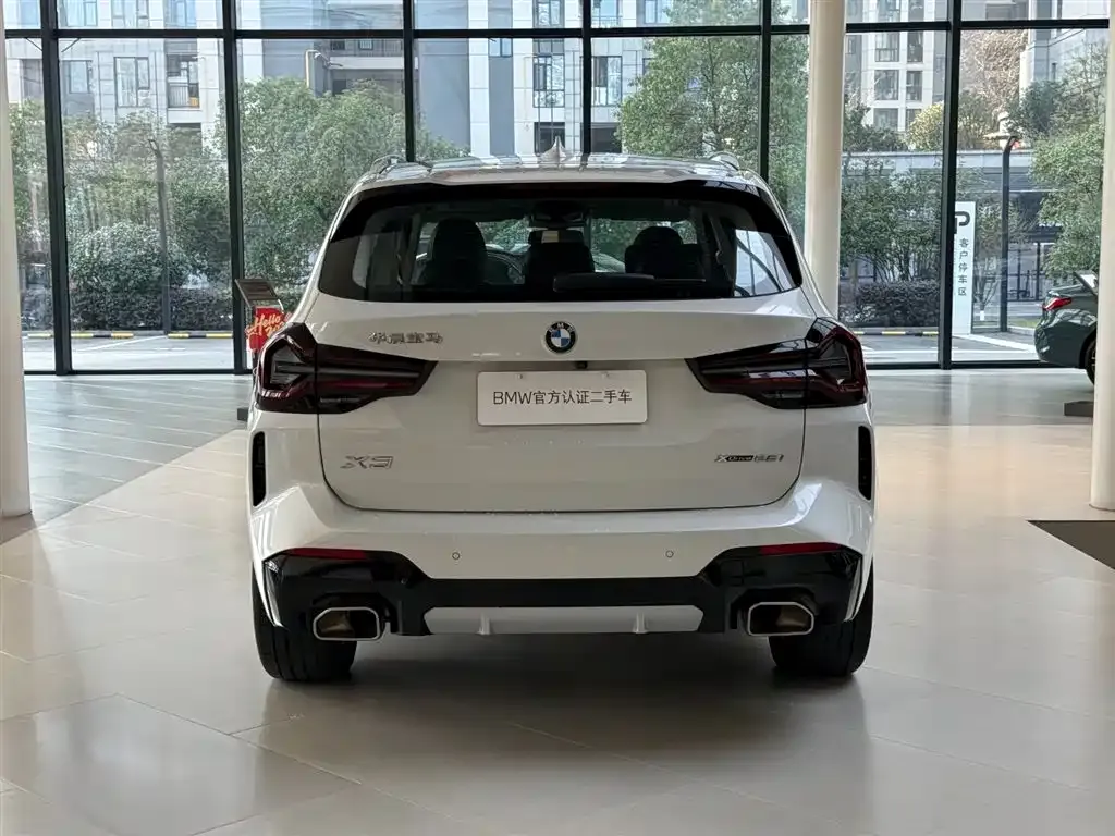 BMW X3 — фото 9