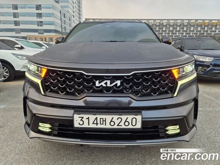 Kia Sorento — фото 1