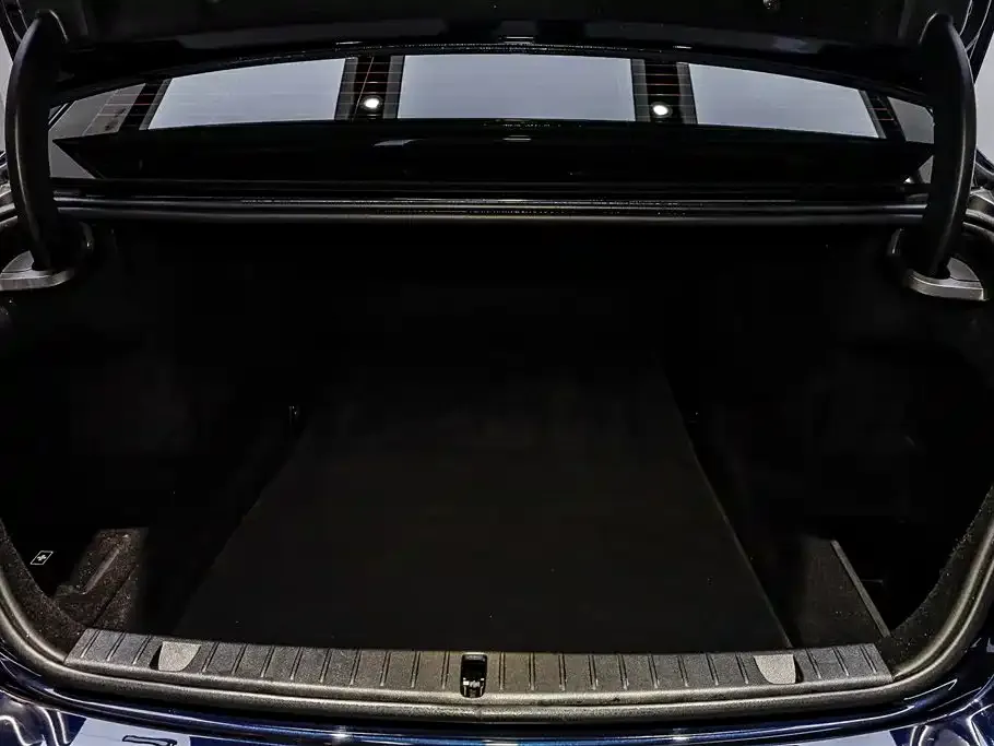 BMW 7 Series — фото 7