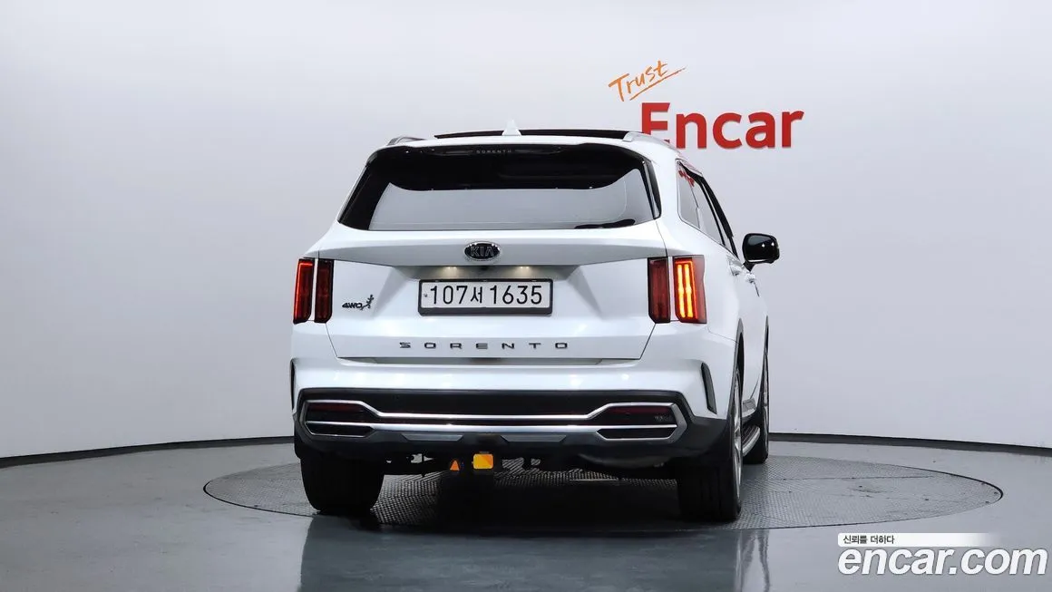 Kia Sorento — фото 3