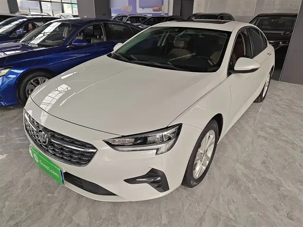 Buick Regal — фото 1