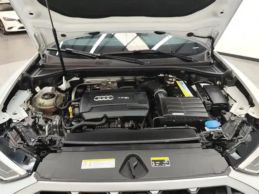 Audi Q3 — фото 10