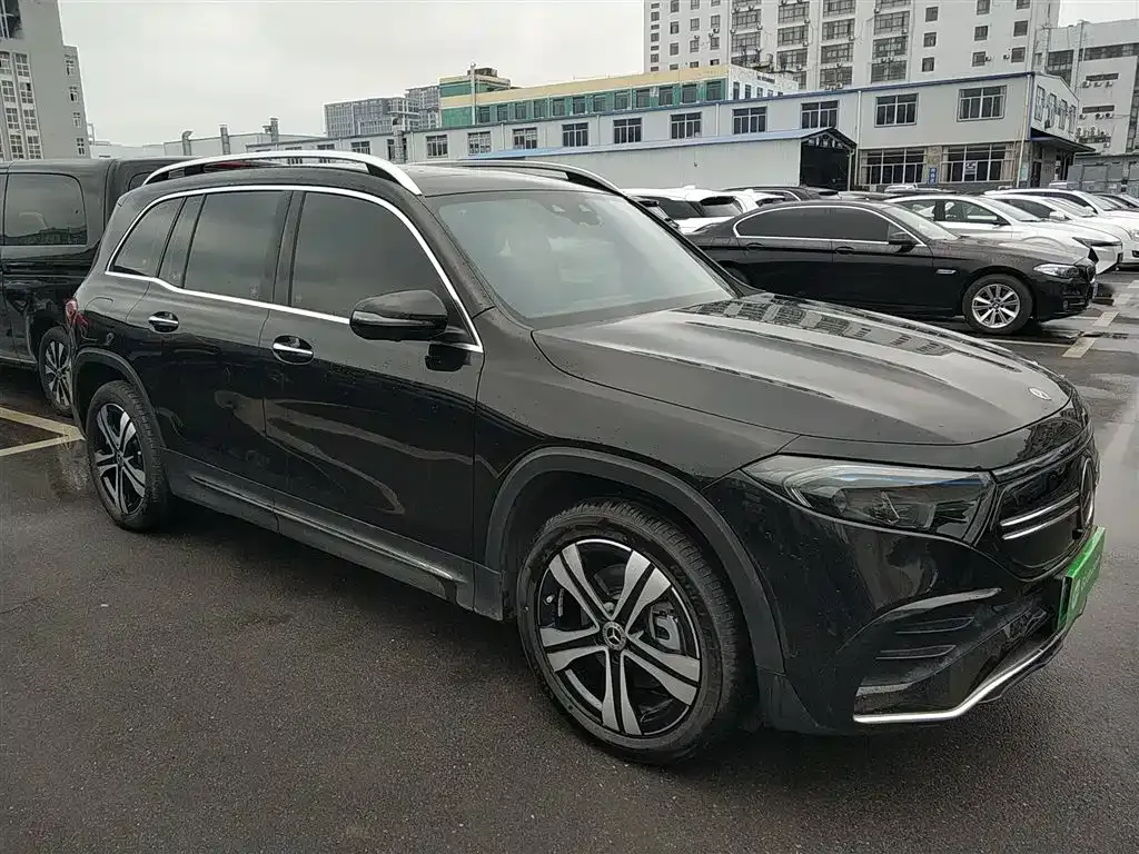 Mercedes-Benz EQB — фото 10