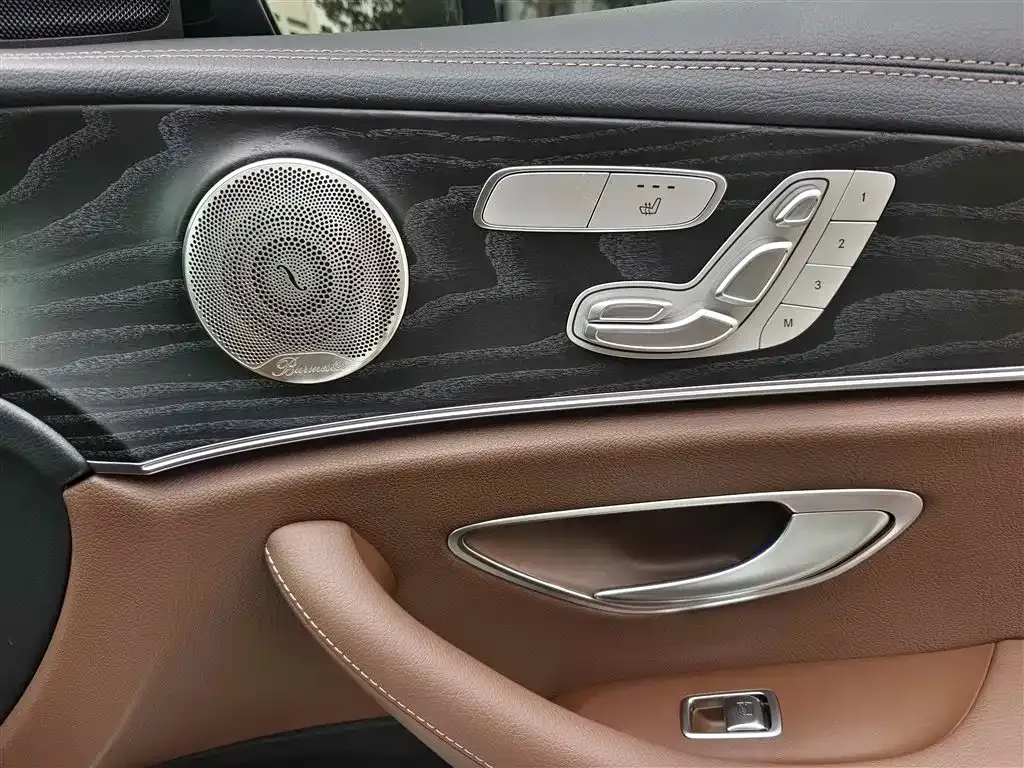 Mercedes-Benz E-Class (Import) — фото 10